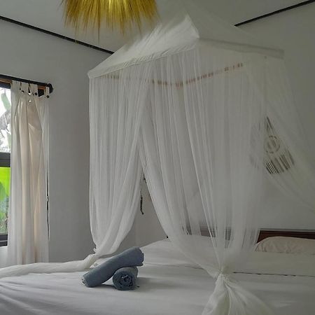 Hotel Bukit Kembar Ecotourism Gitgit Exterior foto